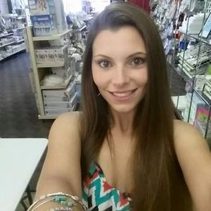 Meet your Posher, Whitney